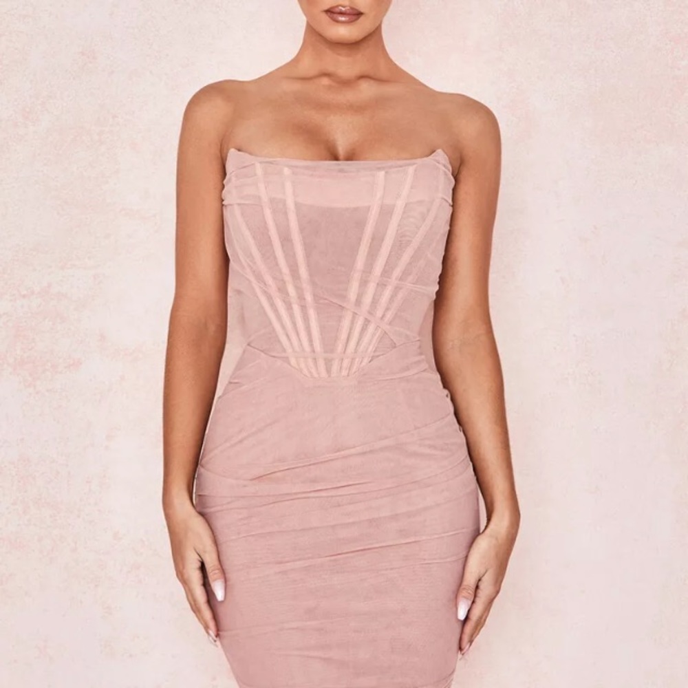 🌷House of CB Leila dress in Blush🌷